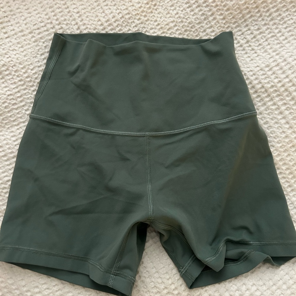 Lululemon Align High Rise Short 4”